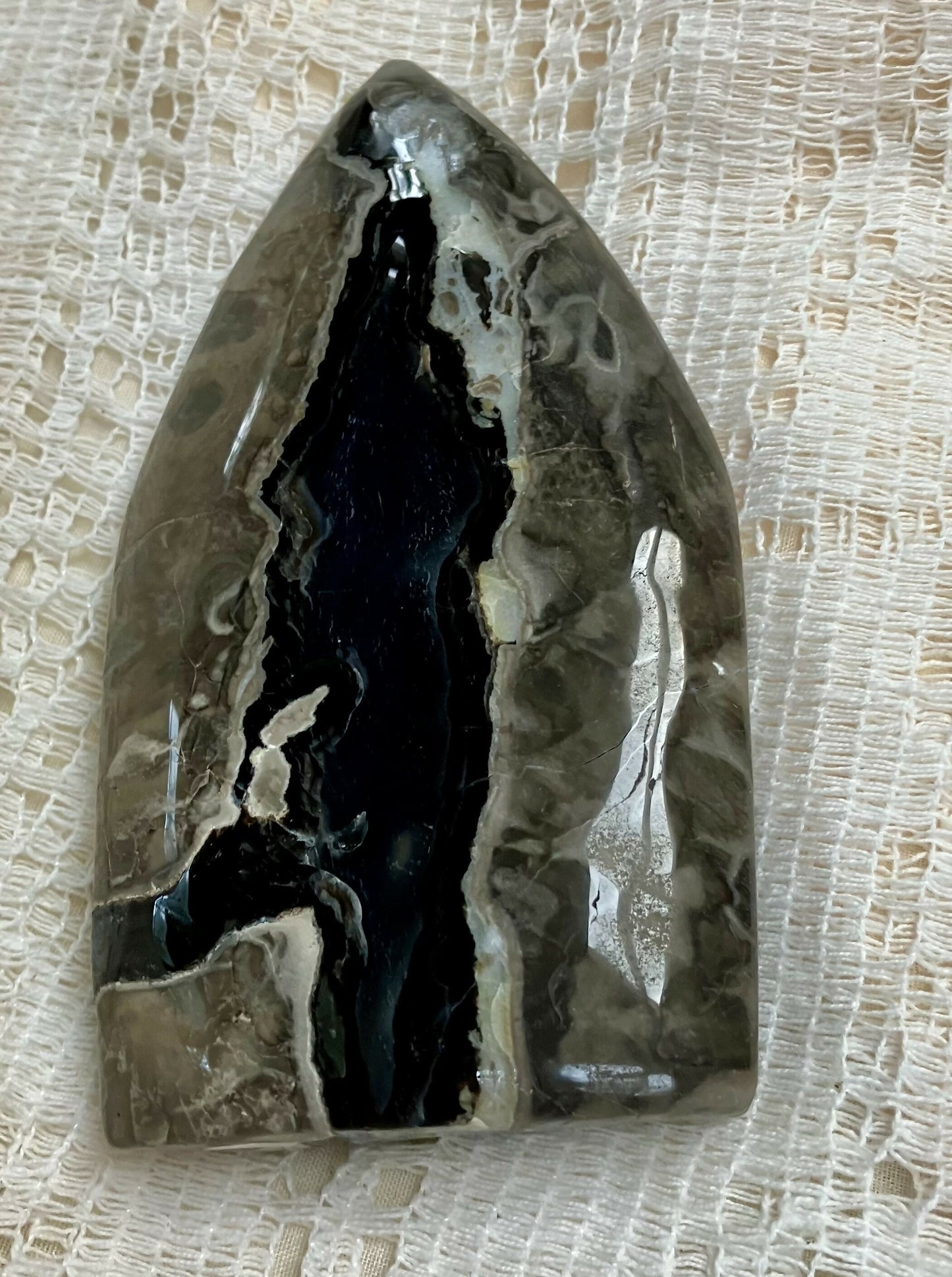 #2792 Volcano Agate UV Flame 284 gr