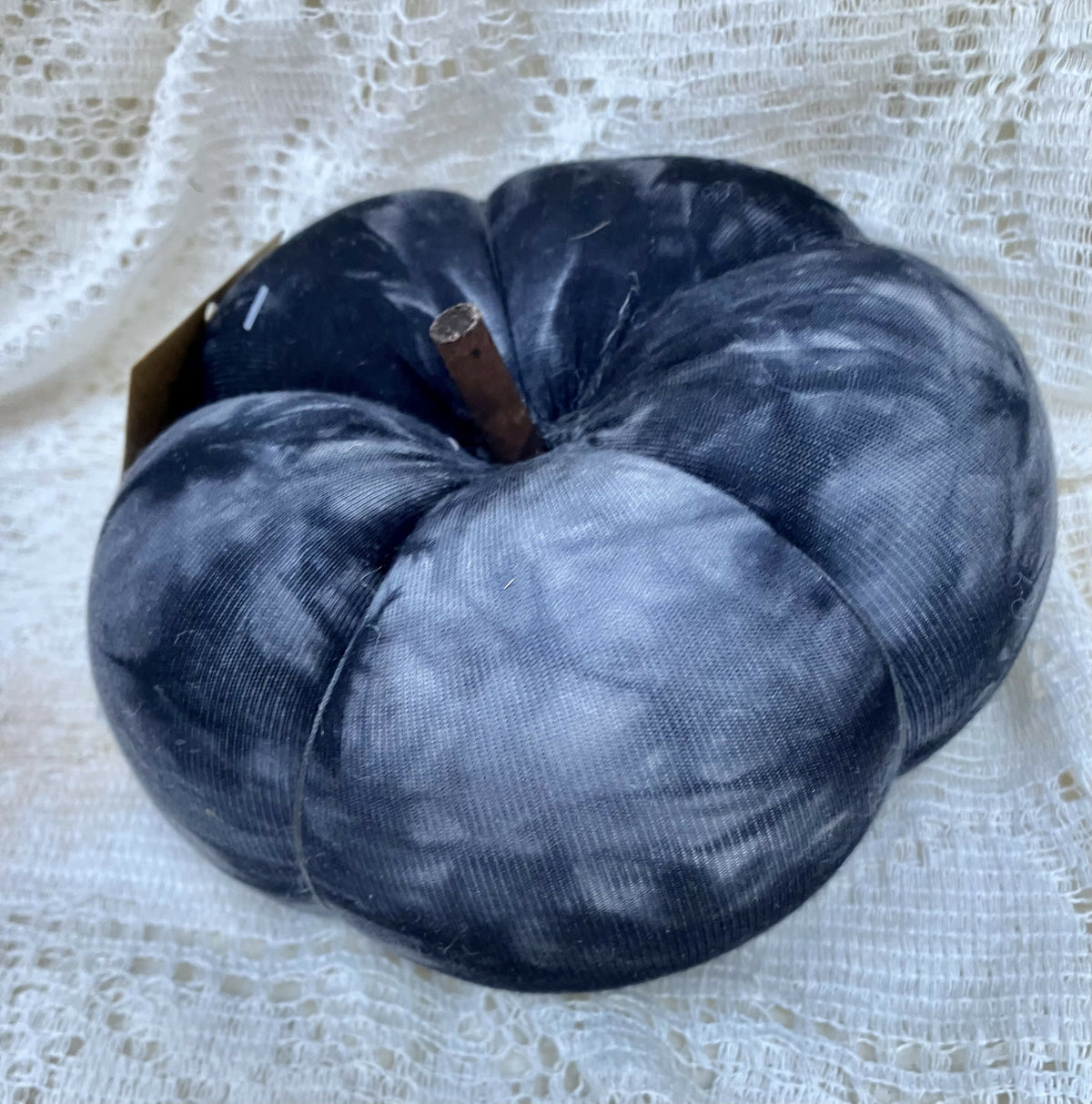 #352 H & M med tie dye pumpkin