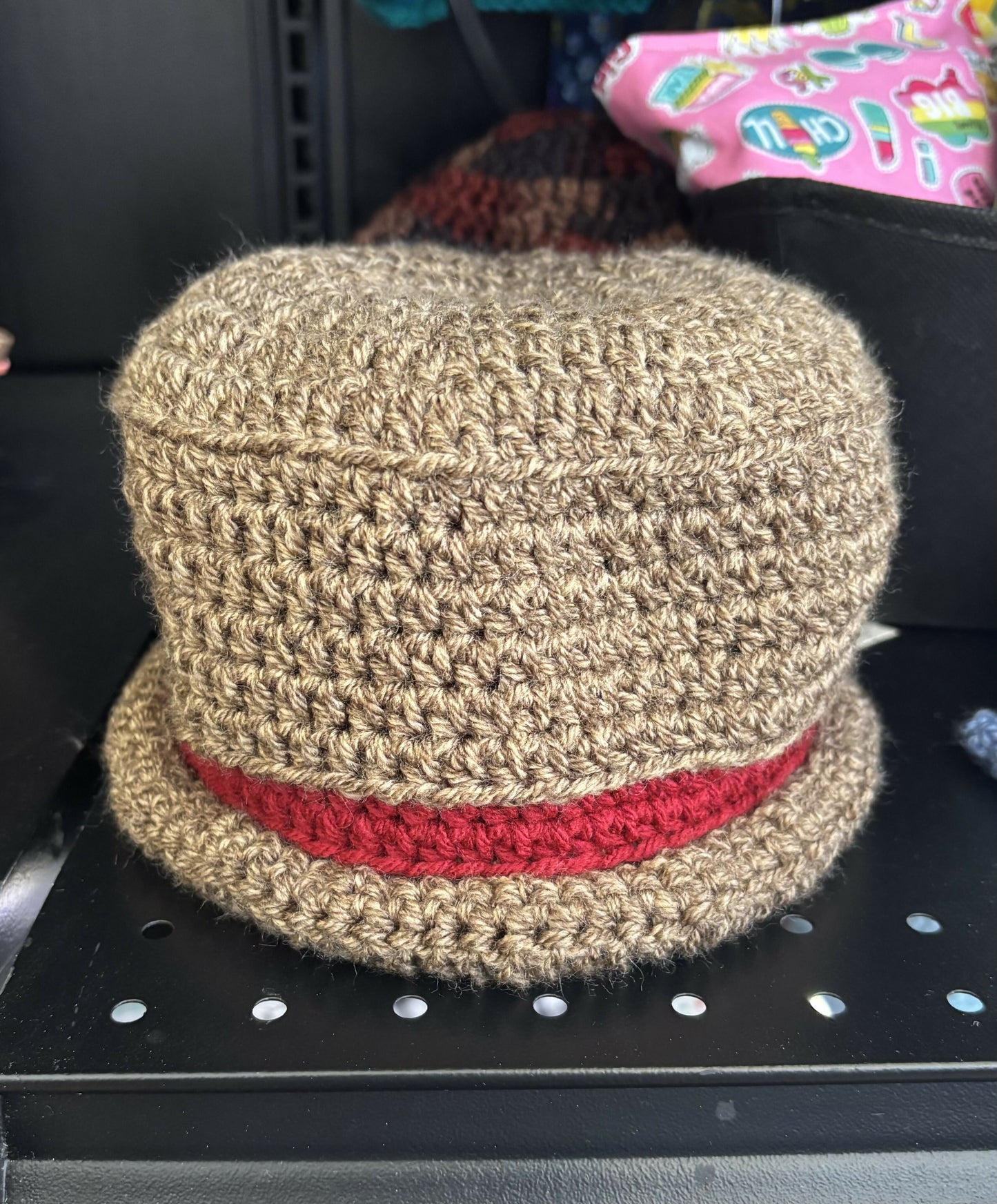 Crochet roll brim hat, tan