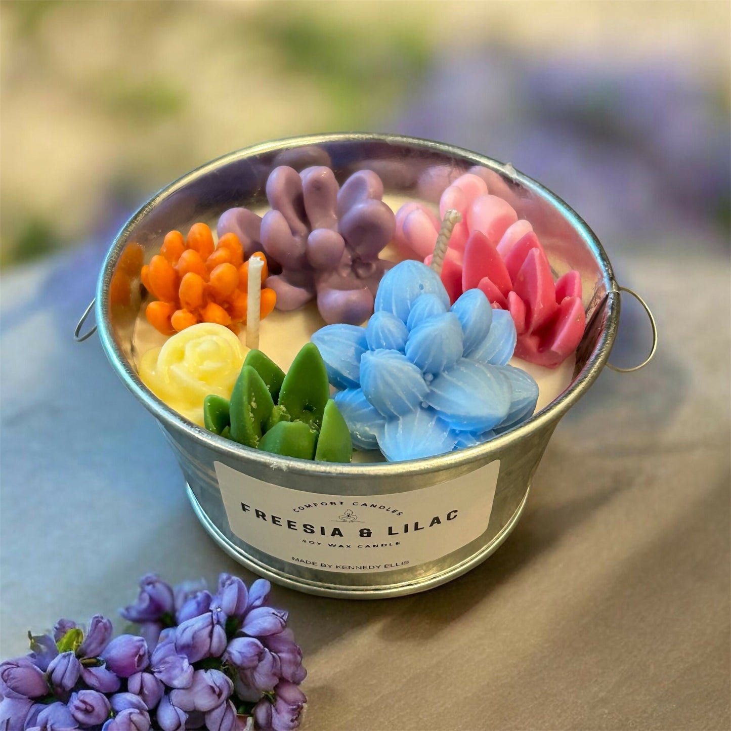 Freesia & Lilac scented, flower pail candle 12oz