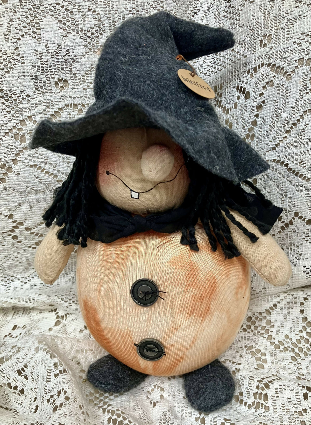 #1511 H & M Witch