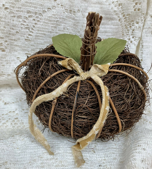 #99 Wicker pumpkin