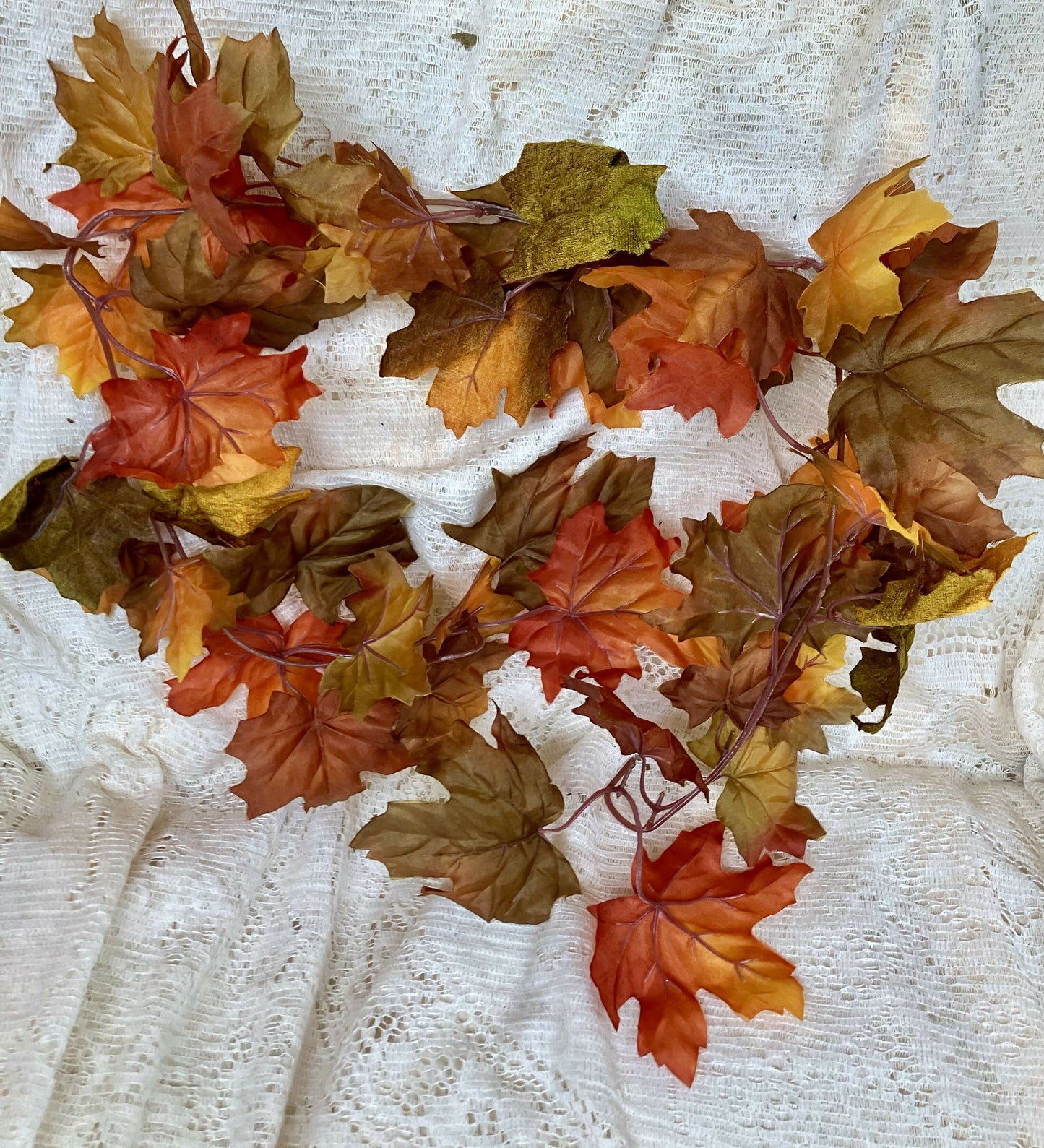 #592 Leaf garland