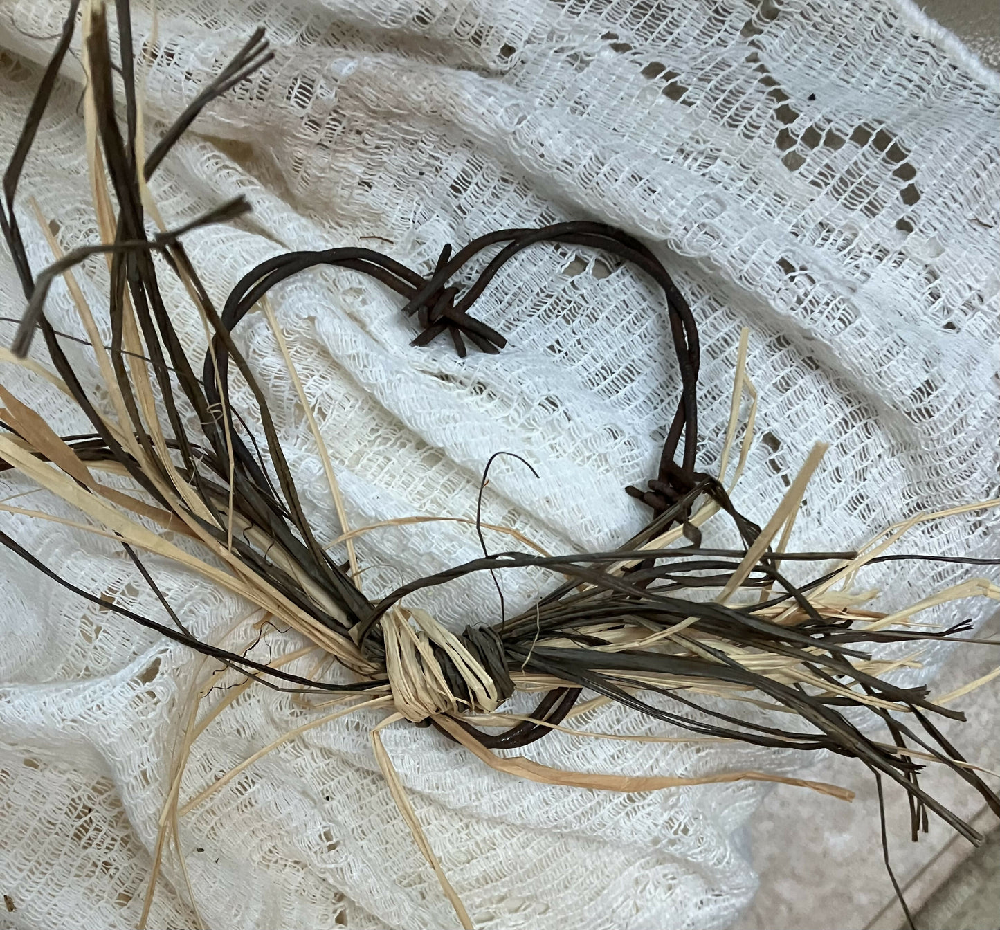 #1784 Barbed wire heart