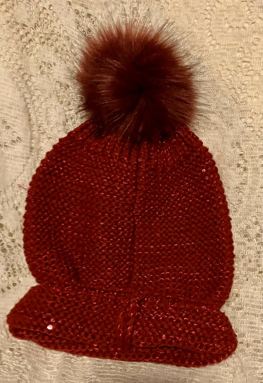 Red hat with pom pom #549