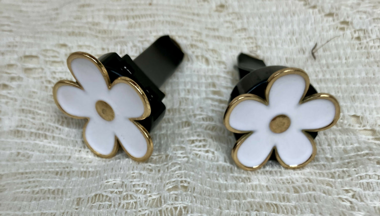 #2777 Flower car diffuser