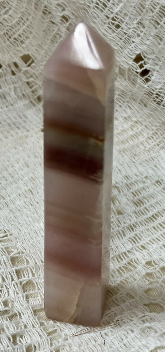 #1344 3" pink banded onyx tower 34 gr