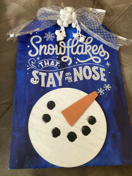 Snowflakes stay on your nose