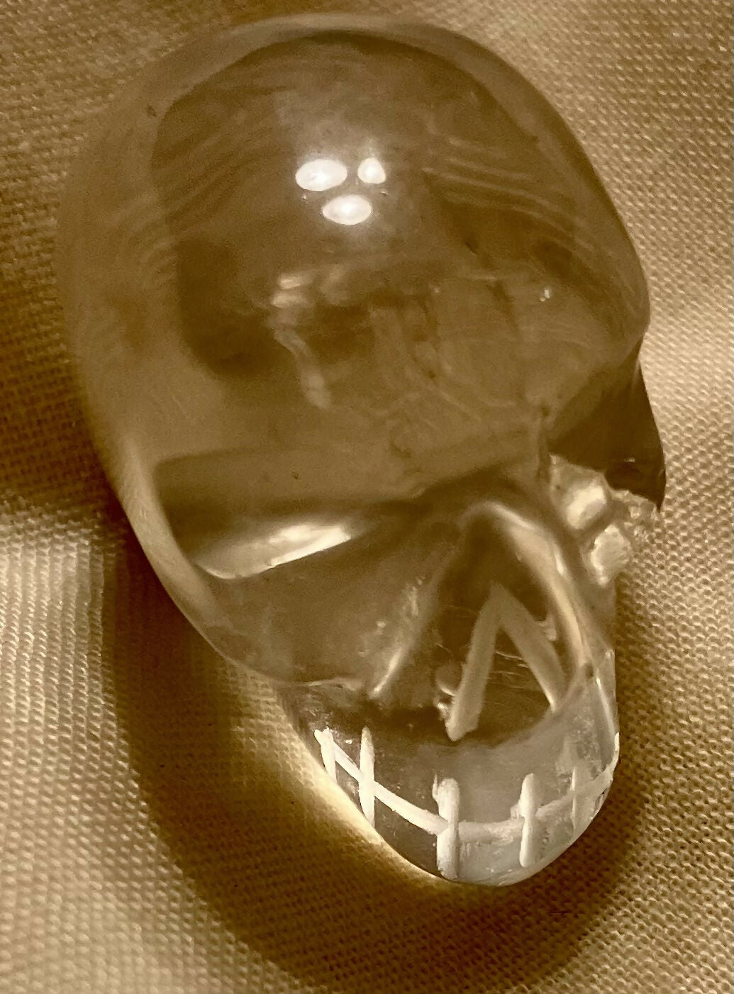 mini quartz skull #1619
