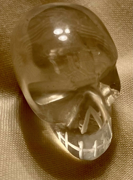 mini quartz skull #1619