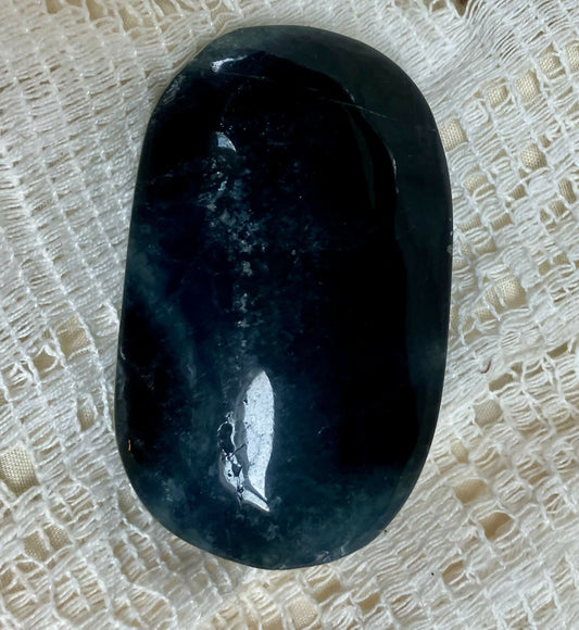 #3070 Black rose fluorite palm