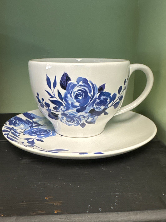 Dutch garden teacup and saucer