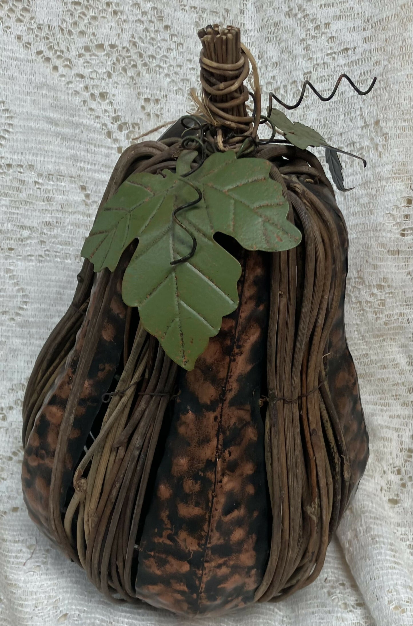 #1129 Copper & Grapevine pumpkin