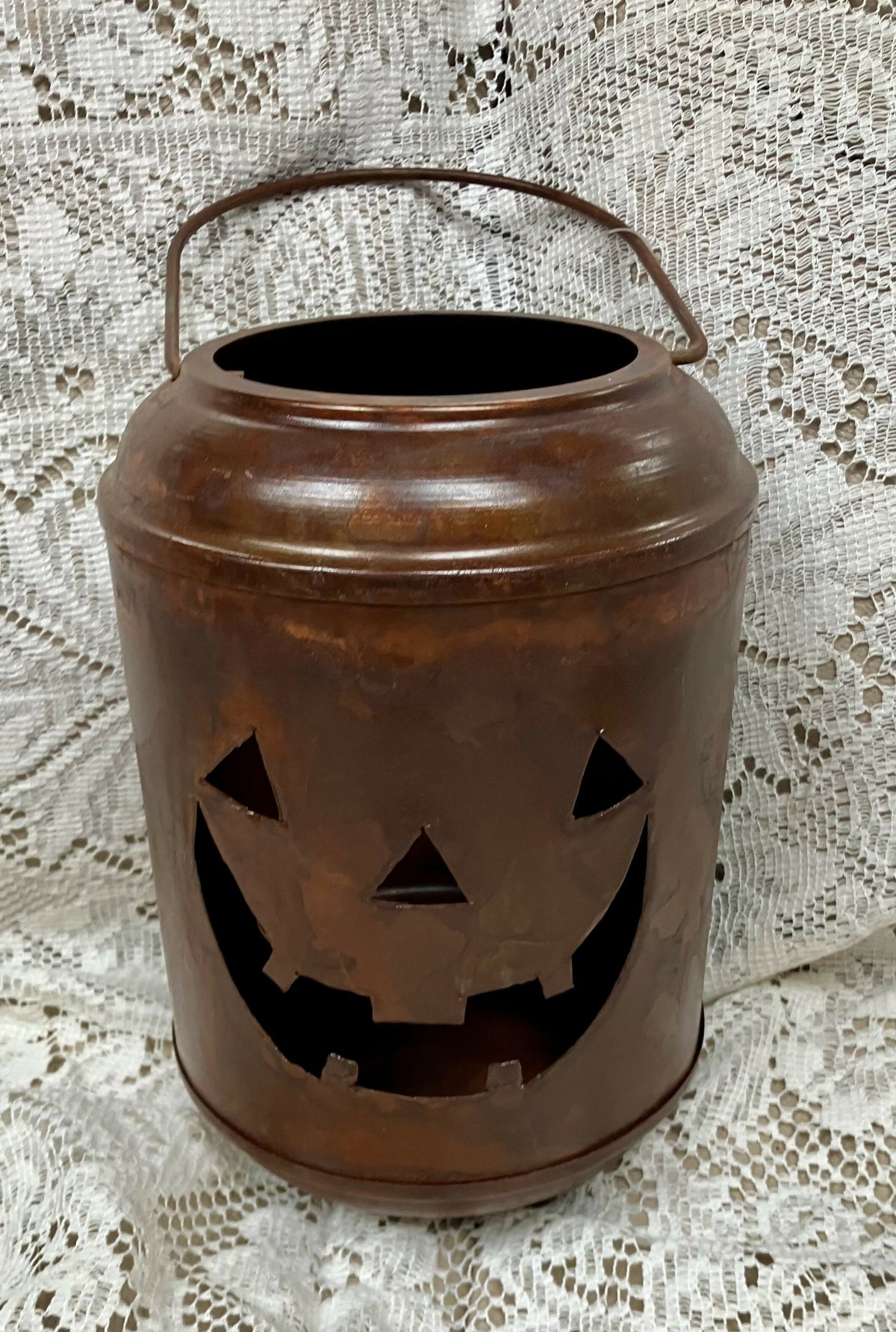 #535 Metal Jack O Lantern