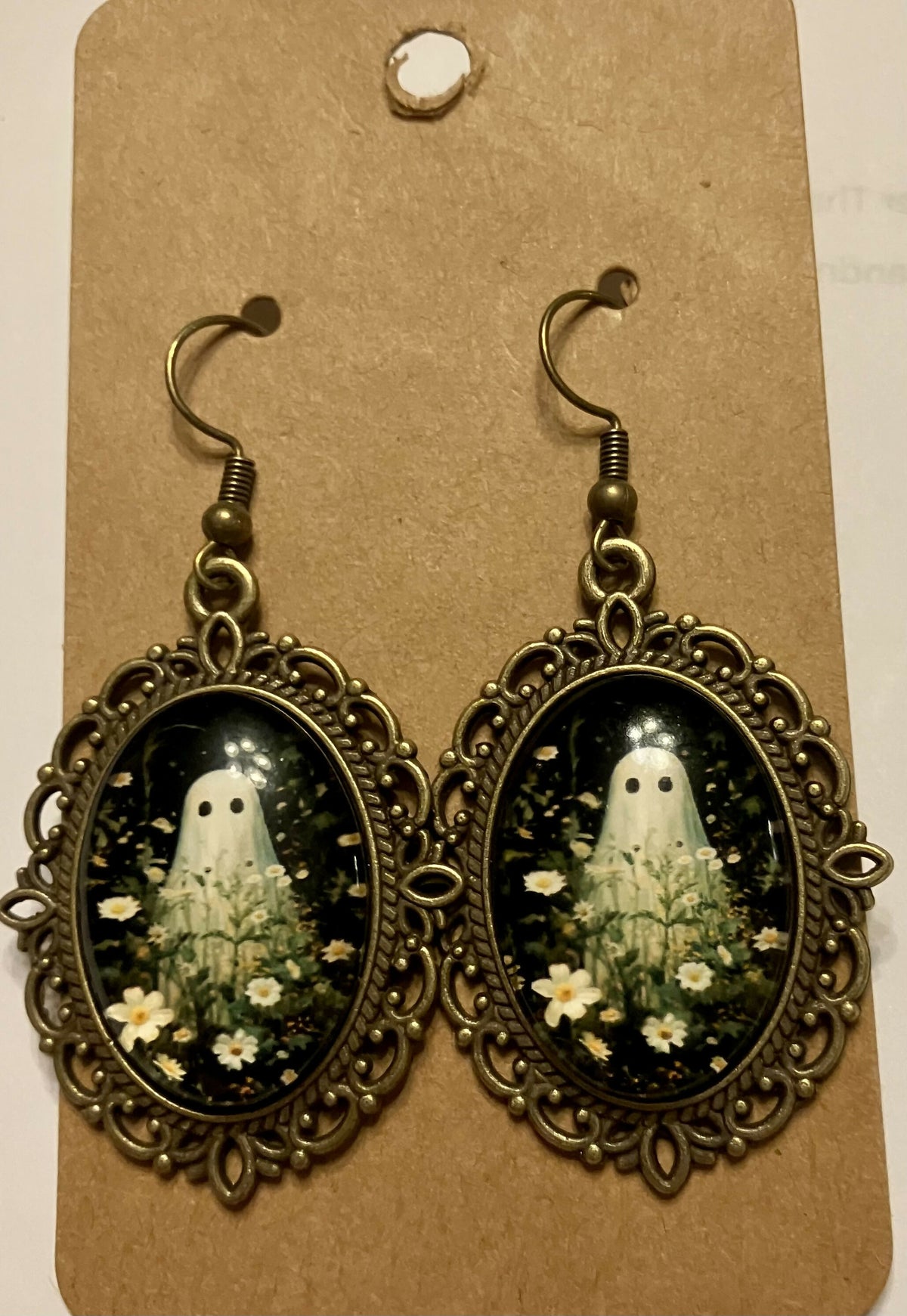 #3336 Ghost/flower earrings