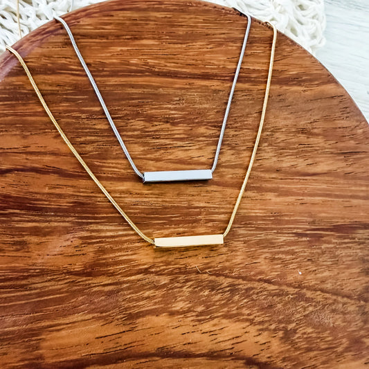 Sliding Horizontal Bar Necklace