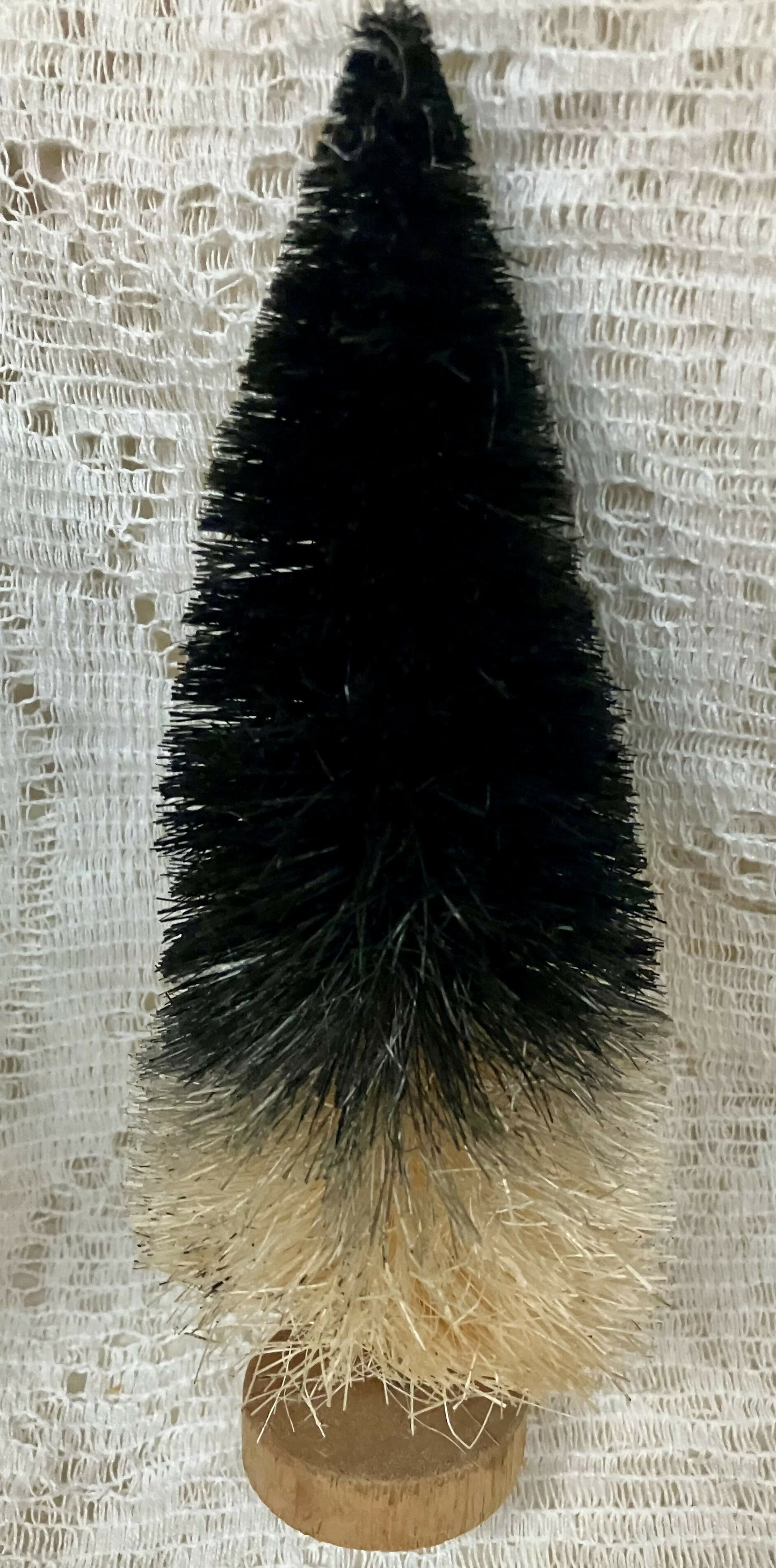 7" Bottle brush tree #2392