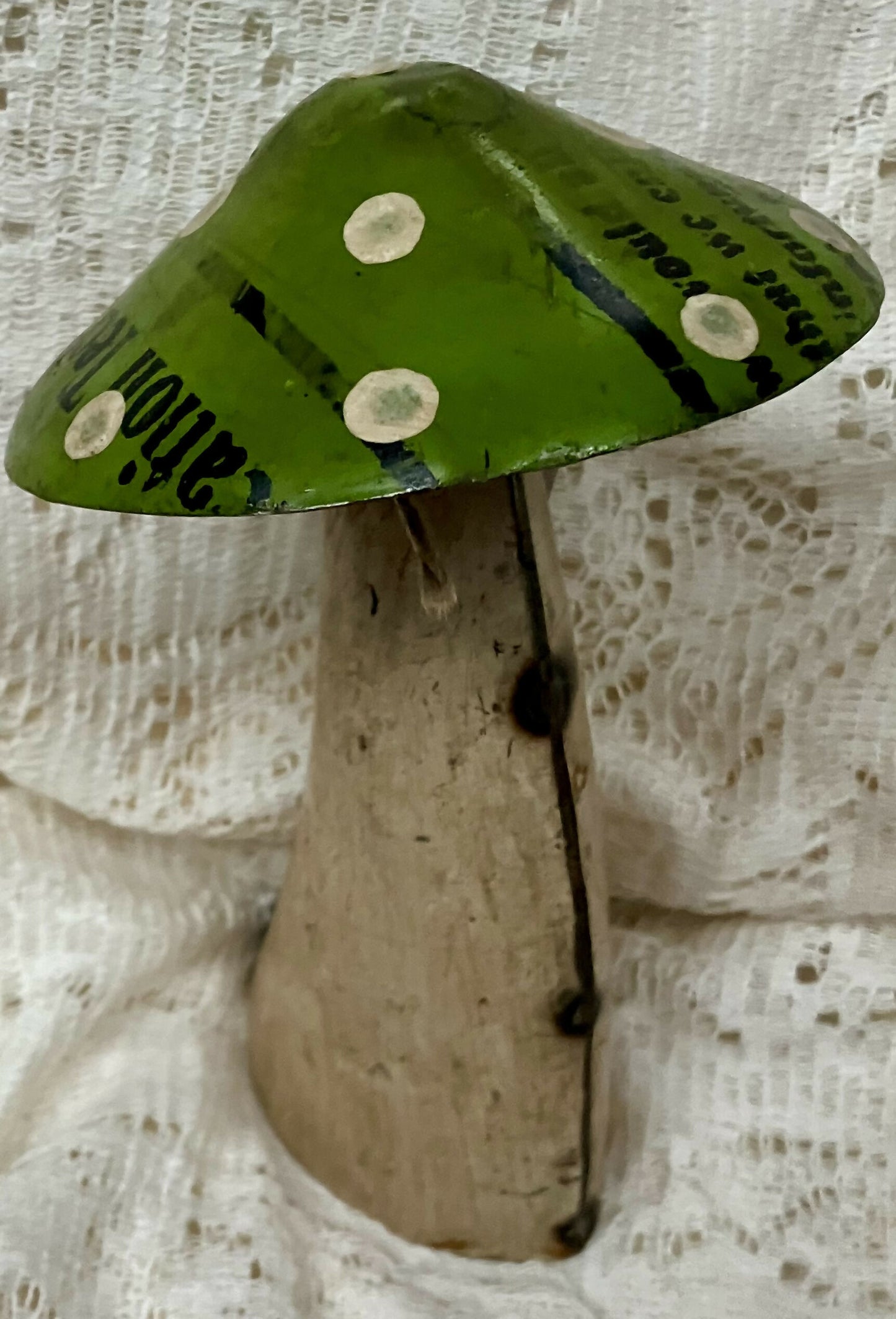 #3175 7" spring metal mushroom