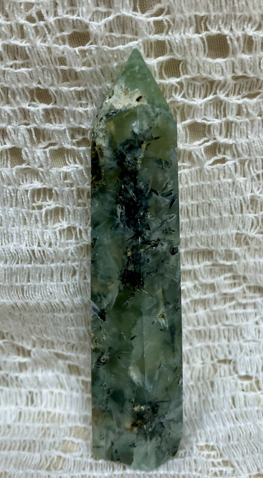 #3222 3" Prehnite tower 42gr
