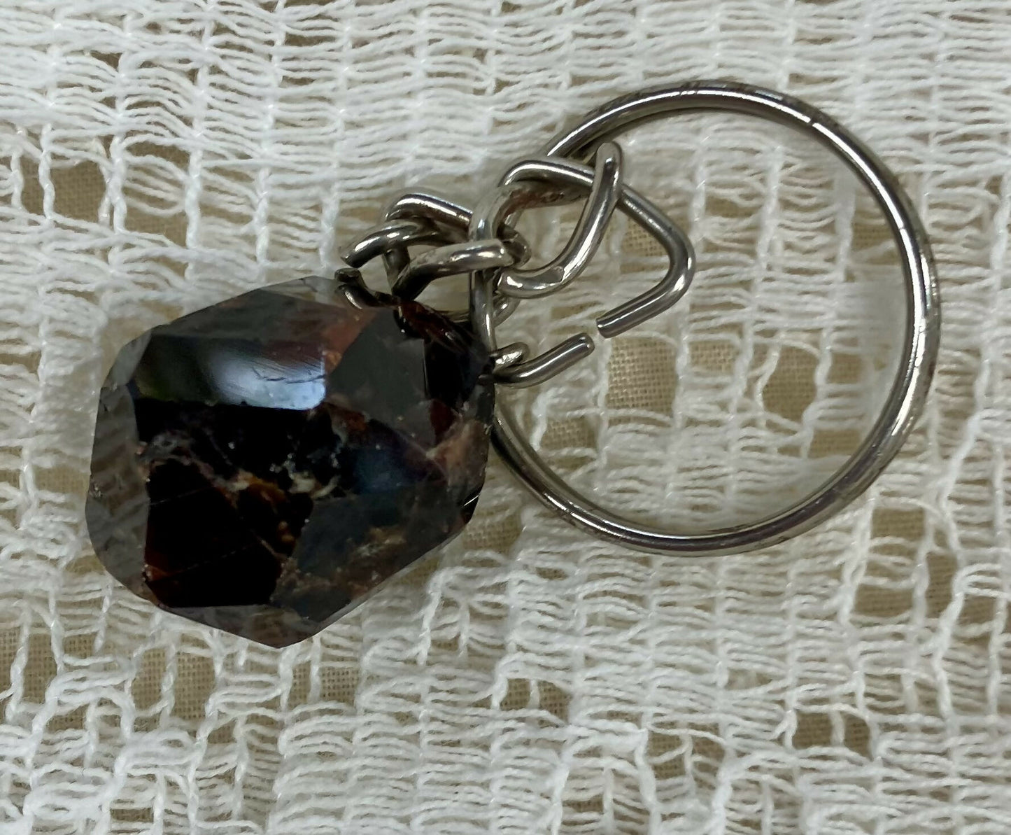 #3072 Garnet crystal keychain