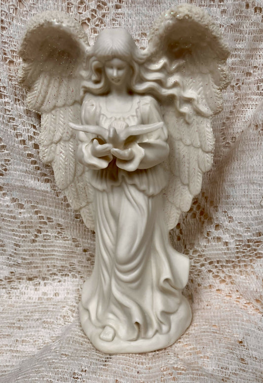 #1812 Vtg bisque angel figurine with dove
