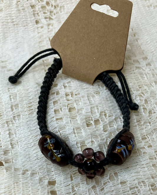 #3200 Handmade Macramé and beaded bracelet