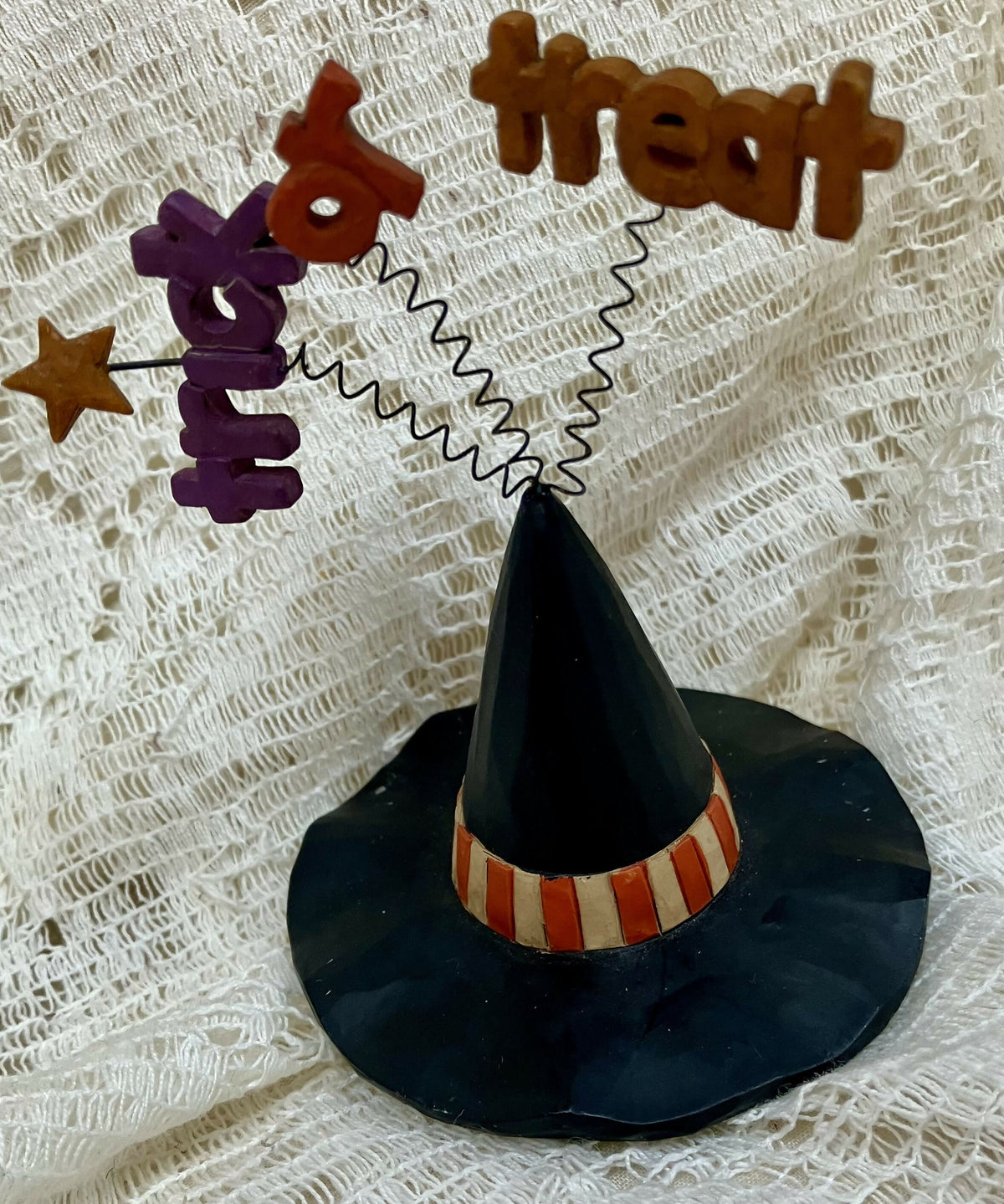 #3277 BB witch hat trick or treat