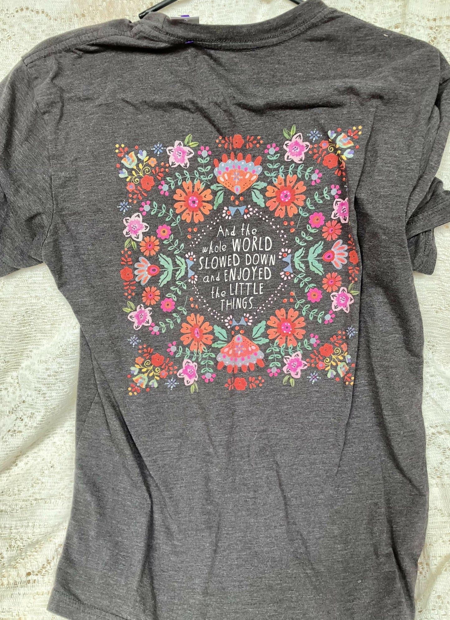 #1928 Natural life tee sz med