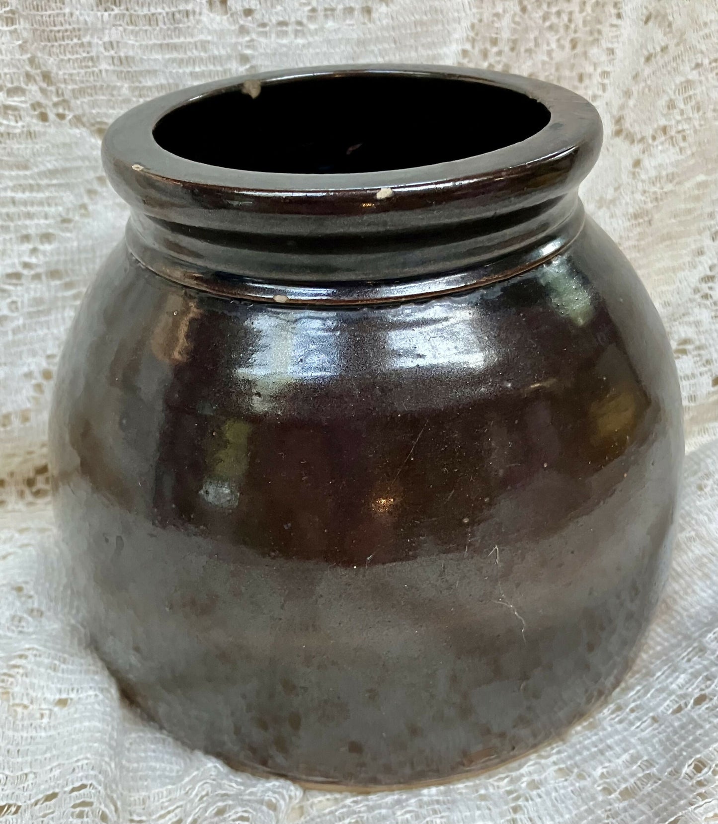 #3227 Antique Bean pot crock