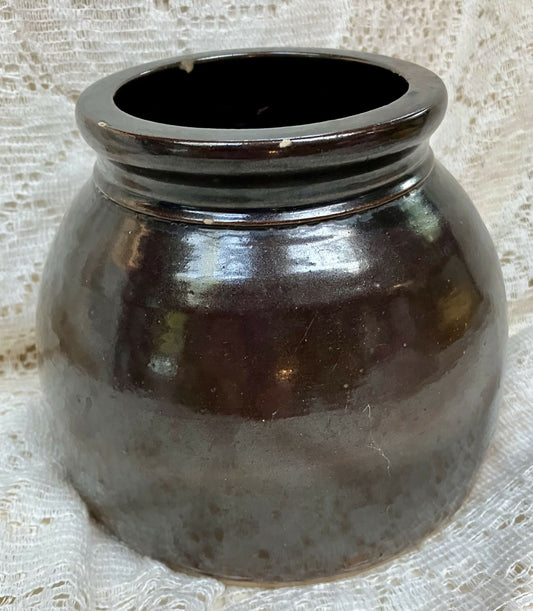 #3227 Antique Bean pot crock