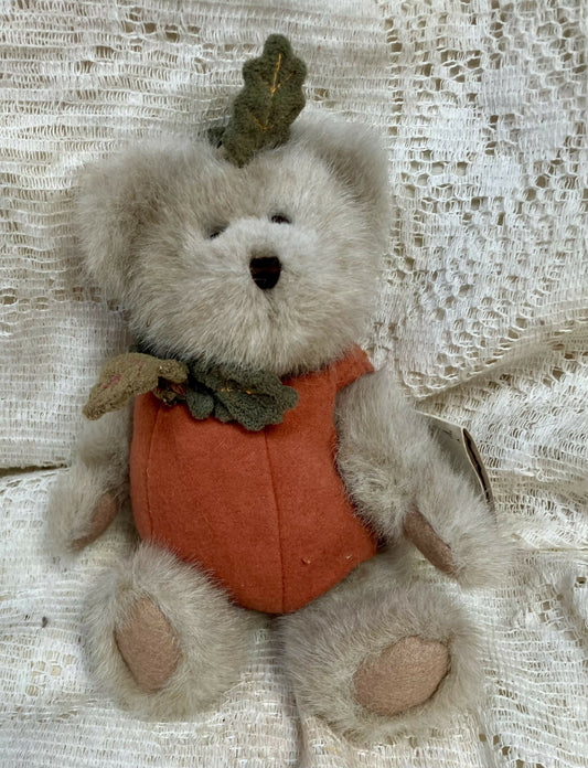#542Vintage Boyd's bear Punkin B Berry