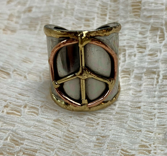 #1250 Anju multi tone peace ring