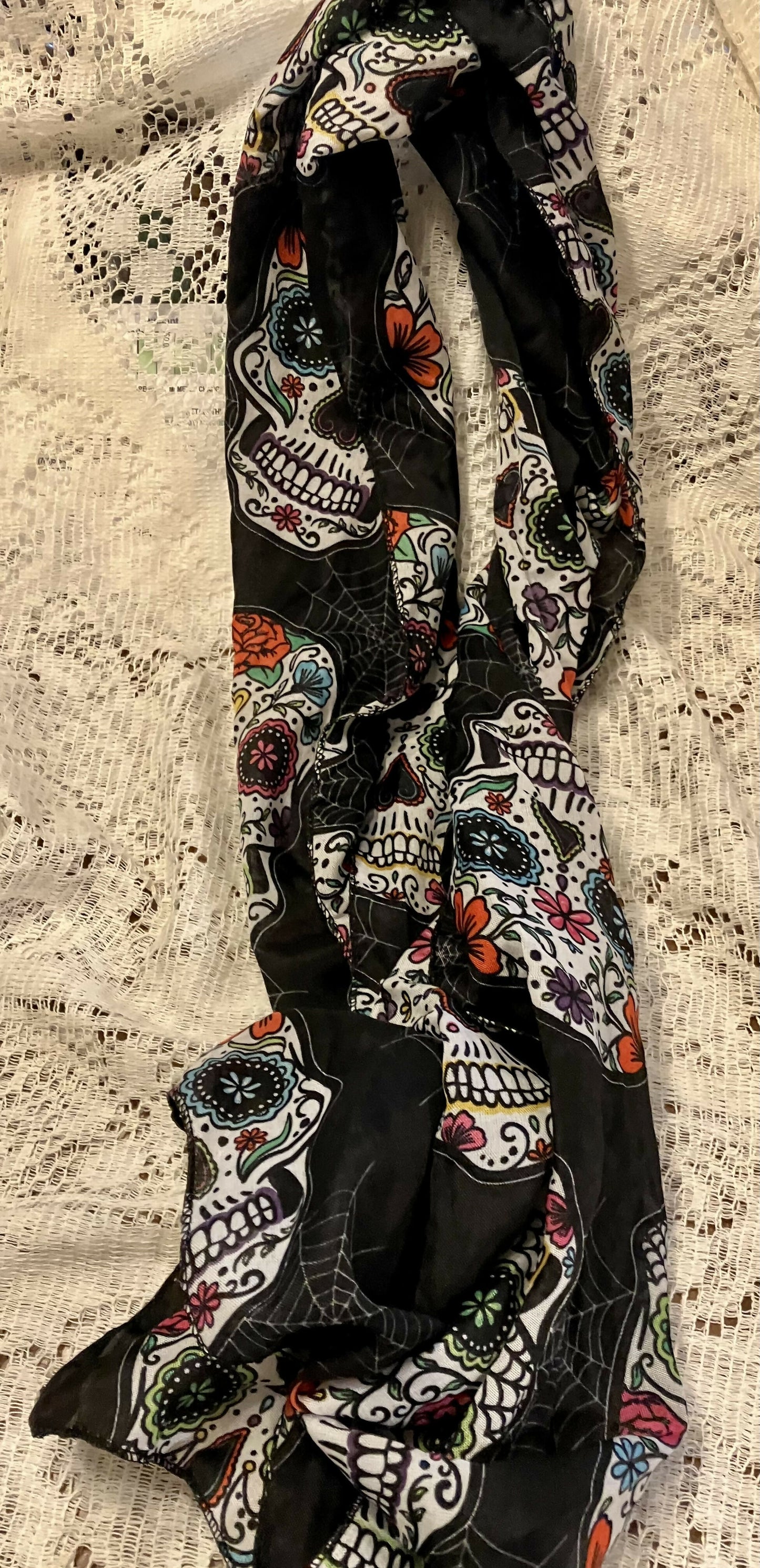 Skull scarf #2830