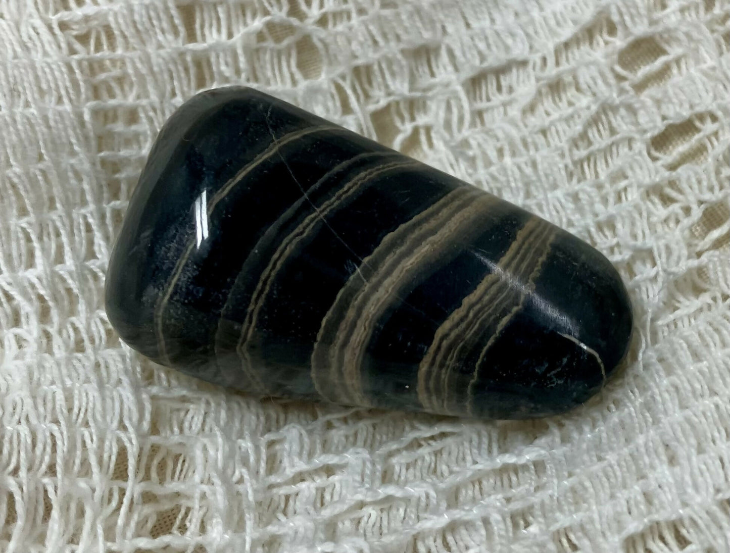 #2131 Black banded agate tumble