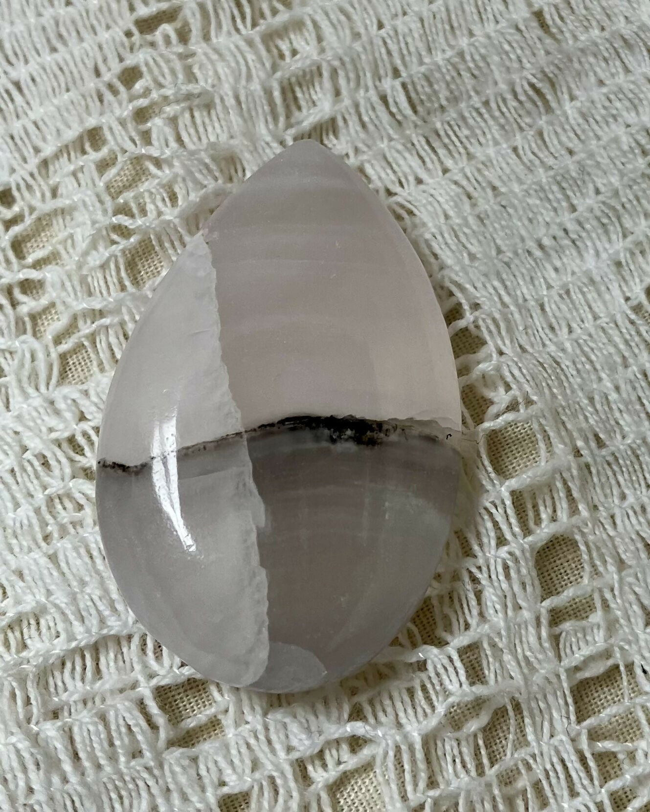 #2967 Smoky pink Mangano calcite tear