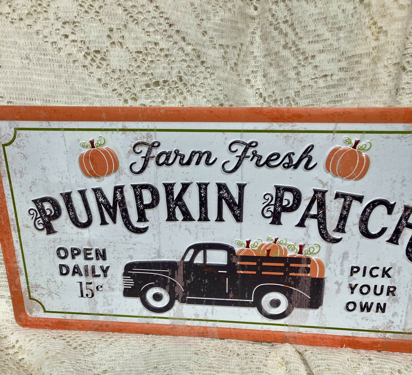 #666 Farm fresh pumpkin sign