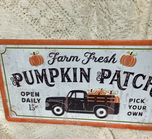 #666 Farm fresh pumpkin sign