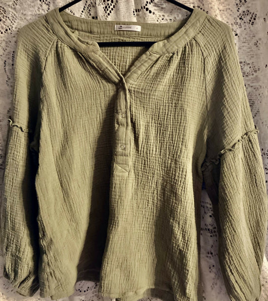 L/S olive green top #24