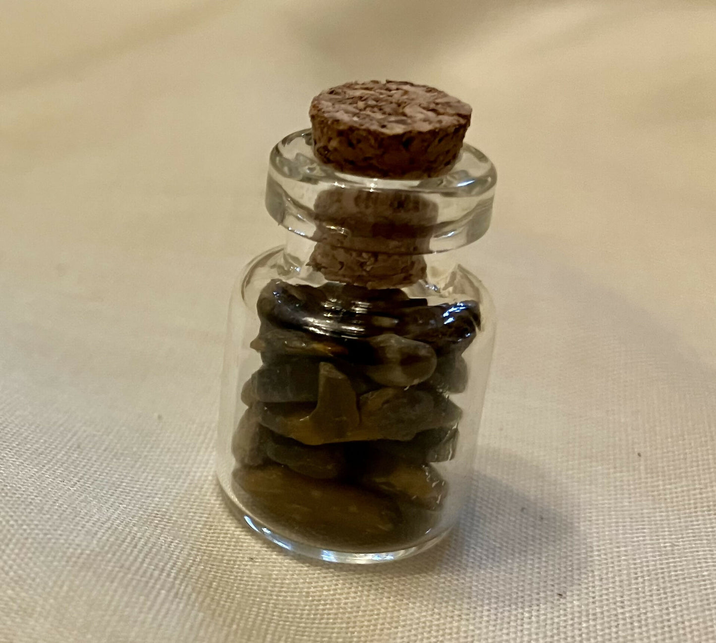 Tiger eye chips #903