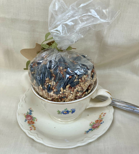 #3070 Handmade cup/saucer bird feeder