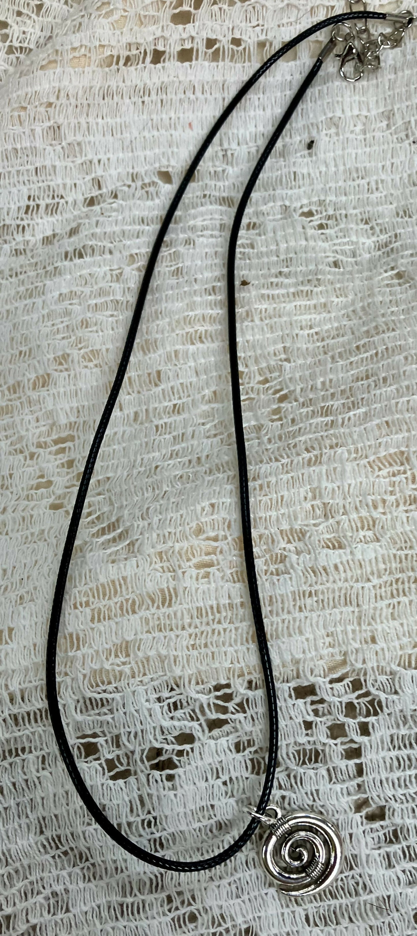 #515 Intricate swirl necklace