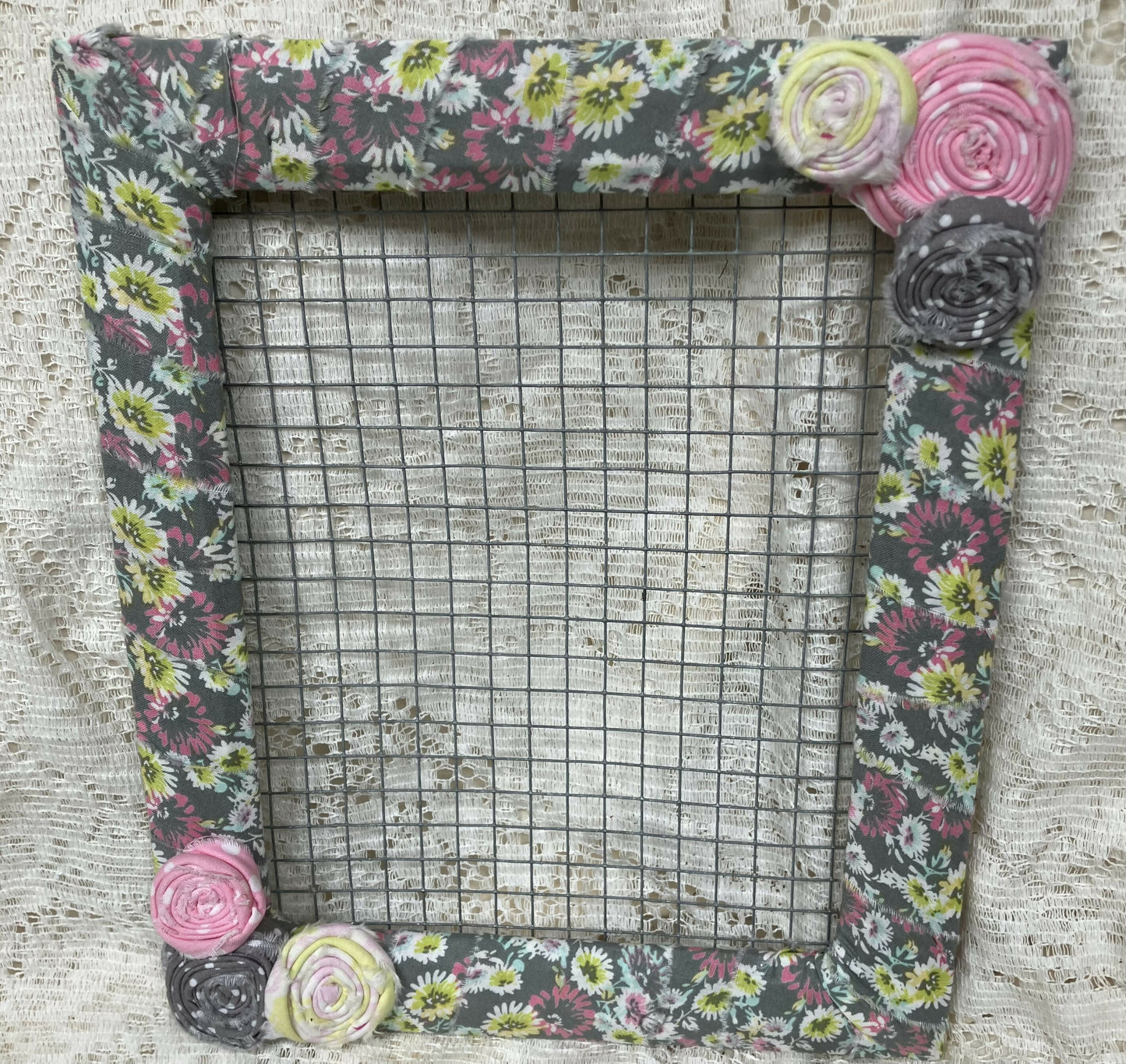 #2071Handmade wire photo/note/earring holder