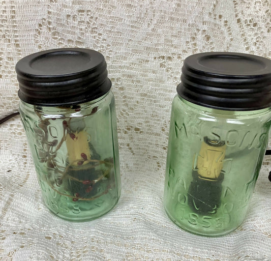 #3052 Prim flicker candle in jar