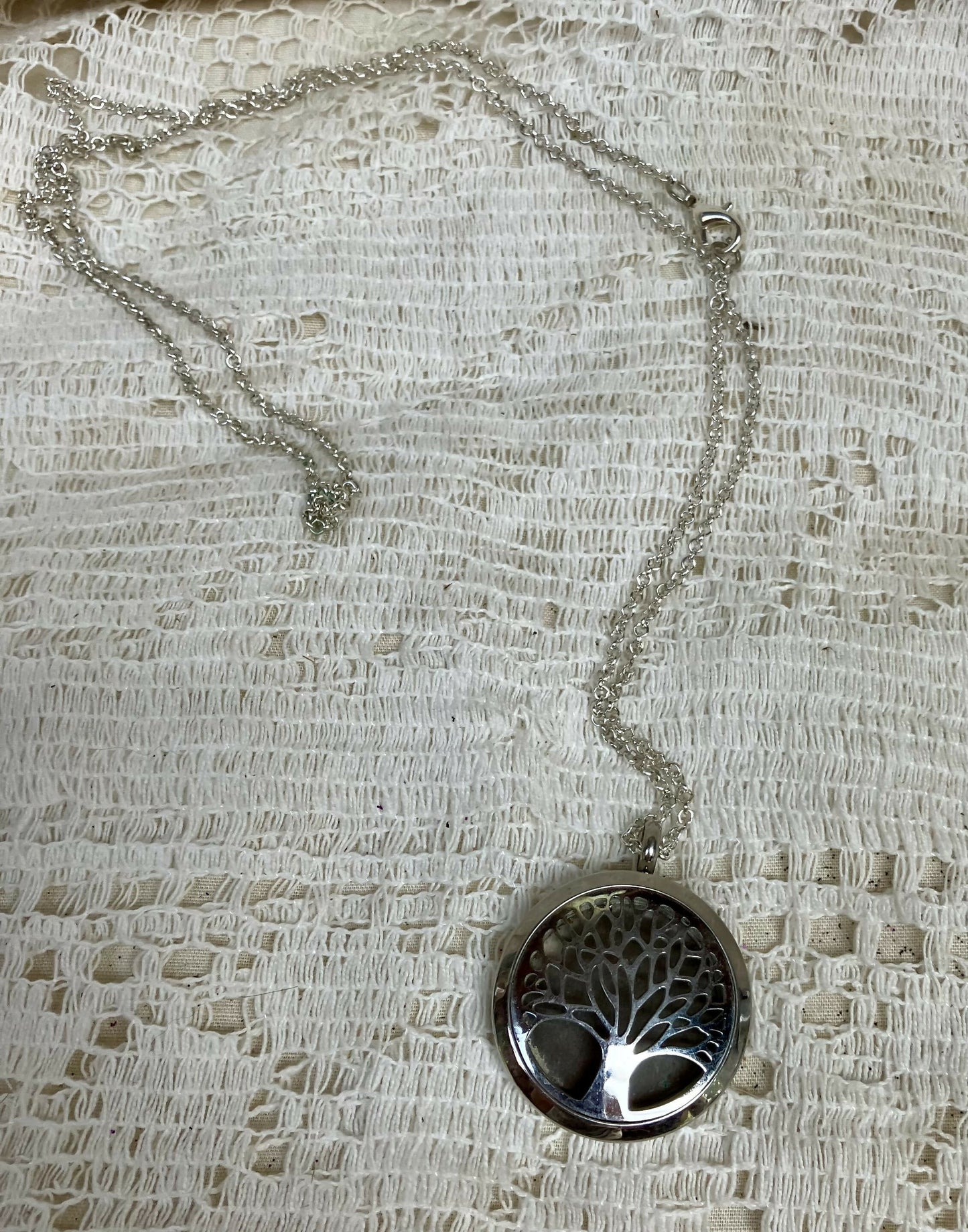 #3258 Tree of life aromatherapy necklace