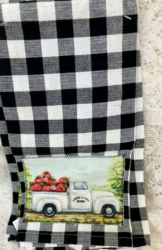 White truck/strawberry towel #2686