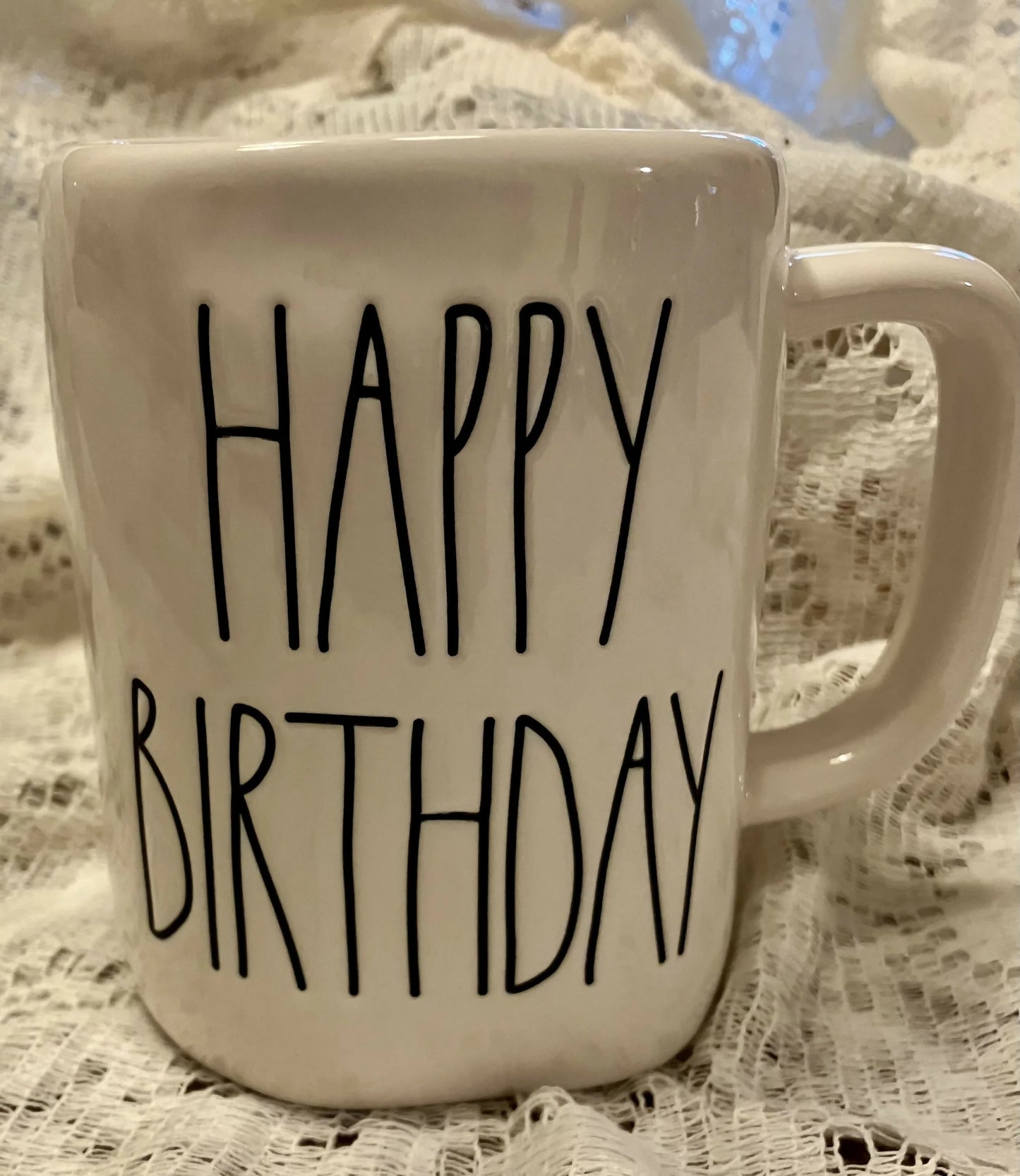 #3100 Rae Dunn Happy Birthday Mug