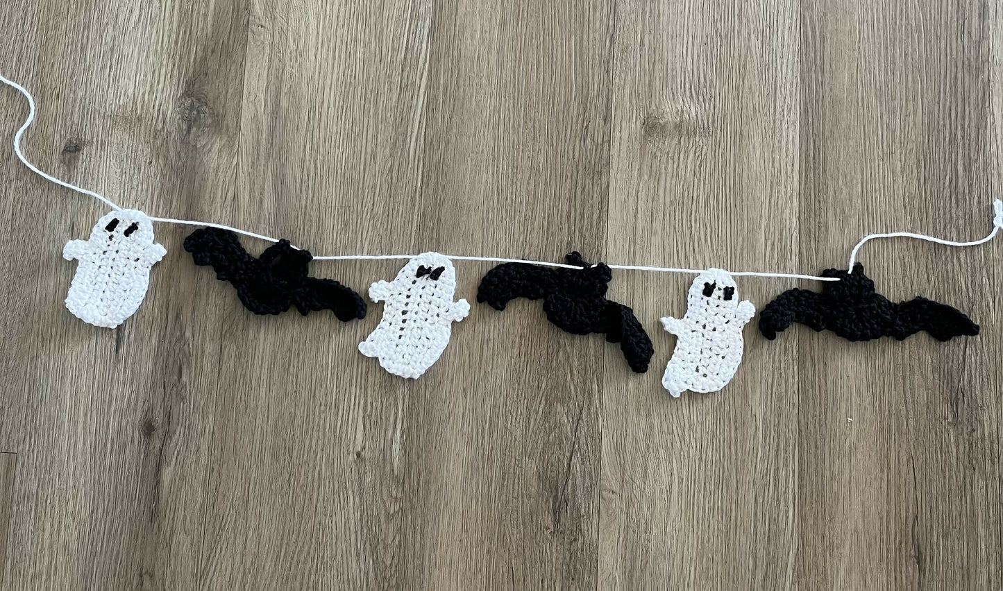 Ghost and Bat Garland