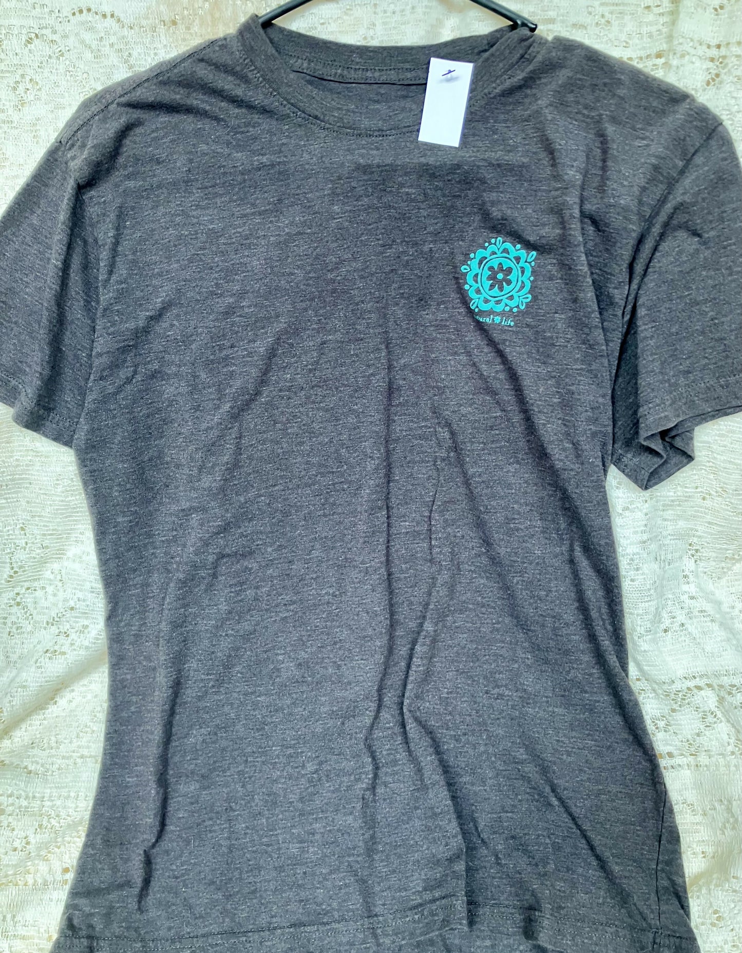 #1928 Natural life tee sz med