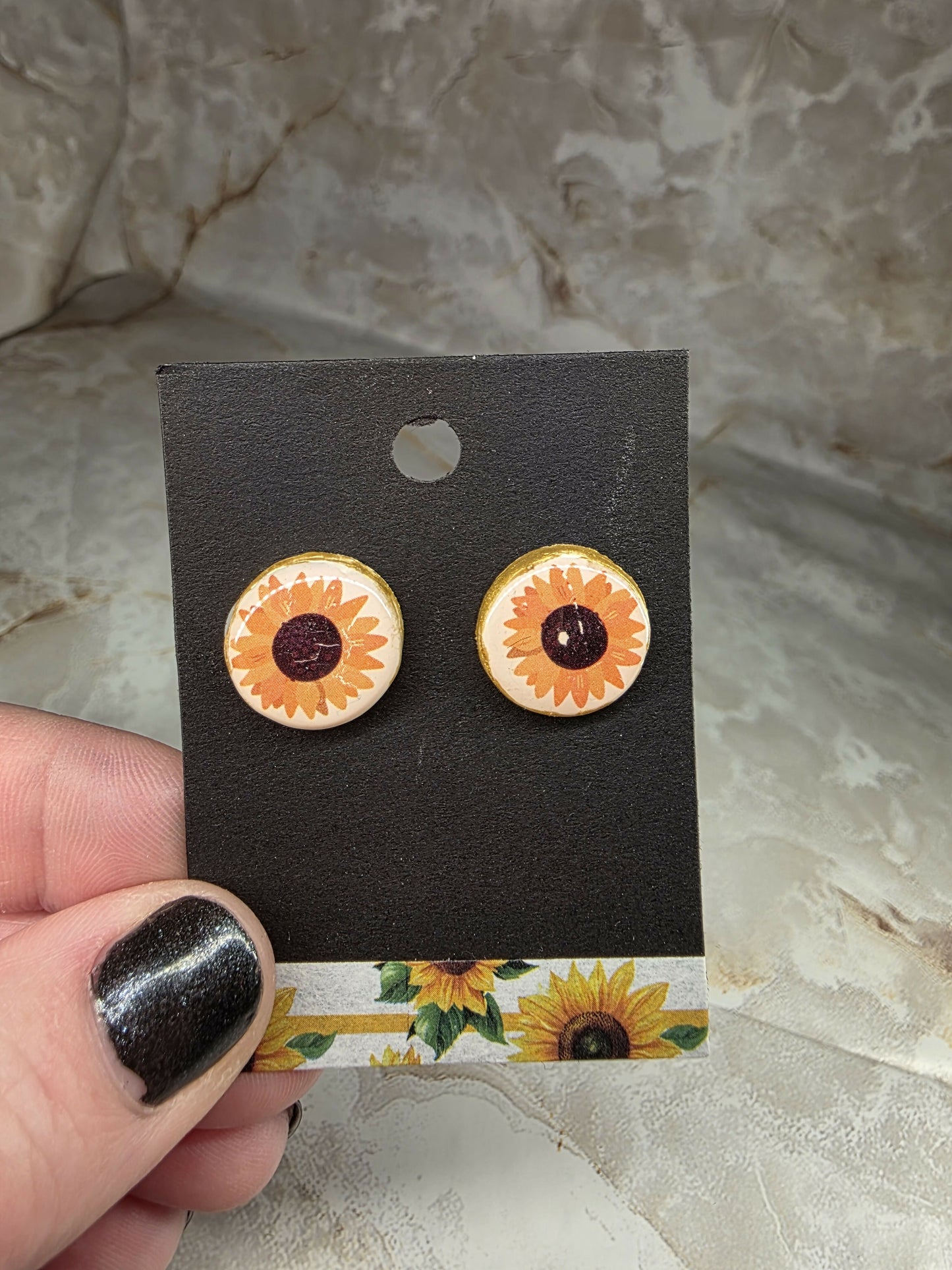 Sunflower Circle Stud Earrings