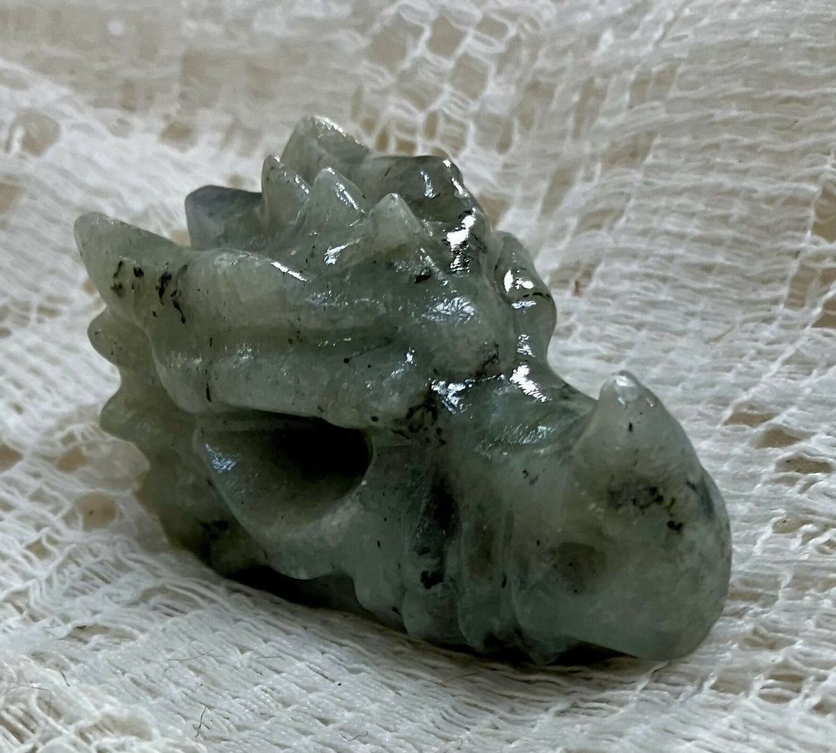 #3300 2" Dragon skull labradorite 62 gr